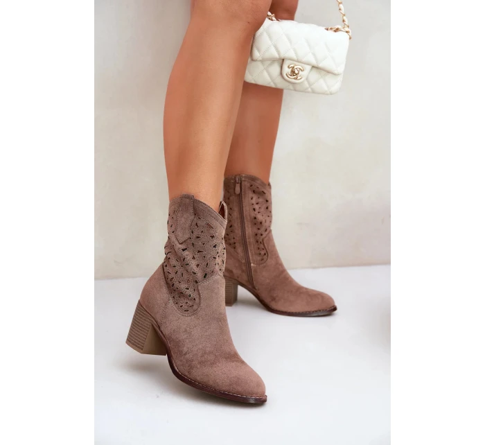 Topánky na podpätku HY51-125 hnedé - Krok vo veľkom štýle Topánky na podpätku HY51-125 hnedé - Krok vo veľkom štýle