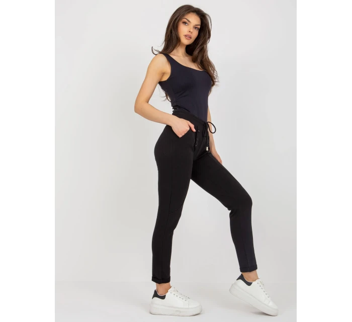 Tepláky RV DR 8692.21 čierna Tepláky RV DR 8692.21 čierna