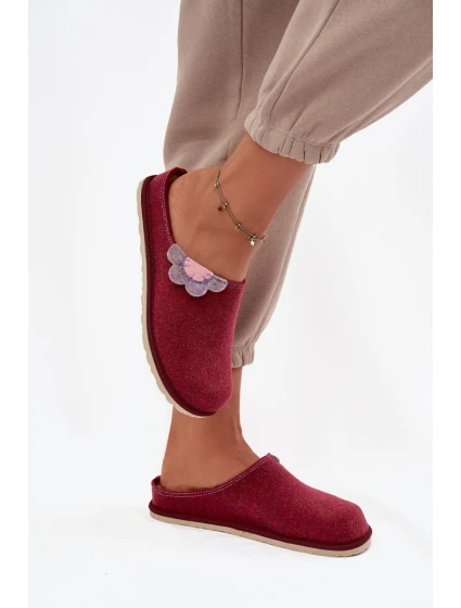 Dámské pantofle s květinou model 21714622 bordó - Inblu
