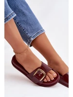 Dámské pantofle s zlatou sponou bordové model 21954716 - Boto