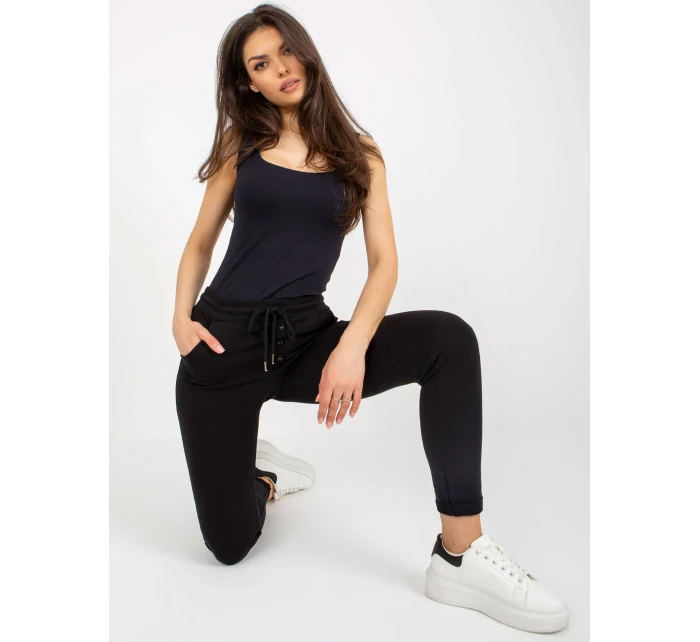 Spodnie dresowe RV DR model 18484204 czarny - FPrice Spodnie dresowe RV DR model 18484204 czarny - FPrice