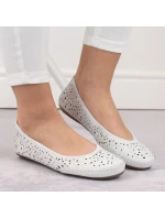 Kožená pohodlná polobotka W model 22033618 bílá - Rieker