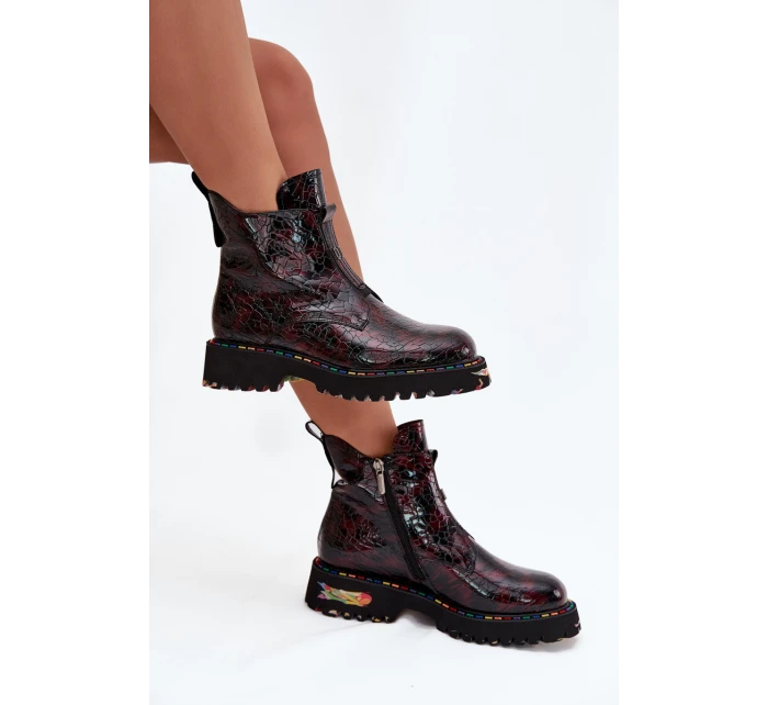 Lakované dámské obuv z přírodní kůže s bordó model 21712396 - Artiker Lakované dámské obuv z přírodní kůže s bordó model 21712396 - Artiker