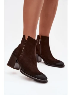 Dámské kotníkové boty z přírodního semiše na podpatku model 21713301 čokoládové - Zazoo