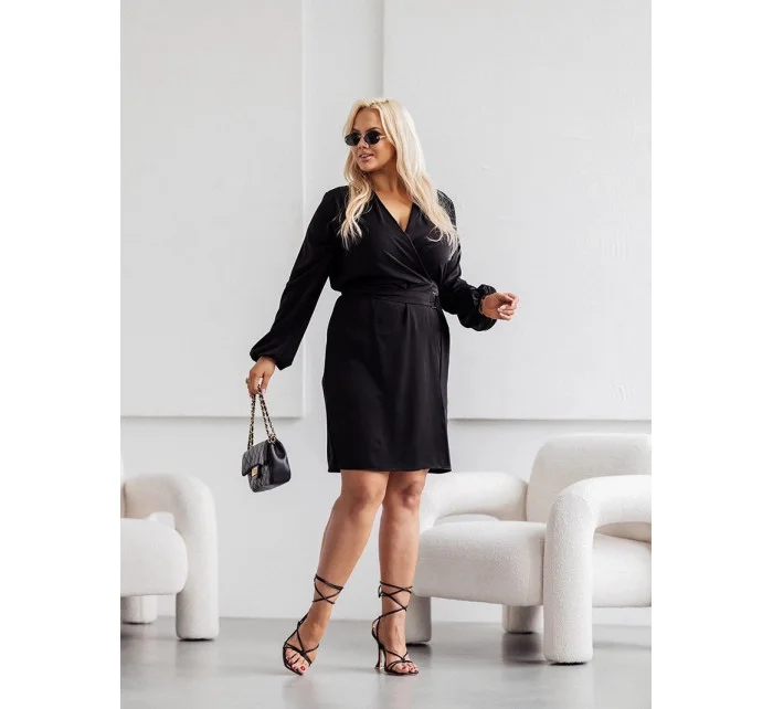 Elegantní černé šaty model 19764280 - Moon Elegantní černé šaty model 19764280 - Moon