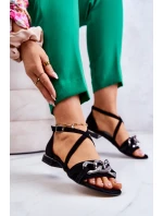 Dámské semišové sandály s řetízkem model 21583188 Černá - Laura Messi