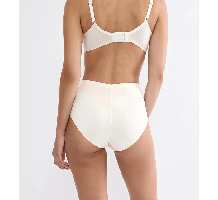 model 22049375 Illusion Curve Maxi ECRU WHITE ECRU WHITE - Triumph model 22049375 Illusion Curve Maxi ECRU WHITE ECRU WHITE - Triumph