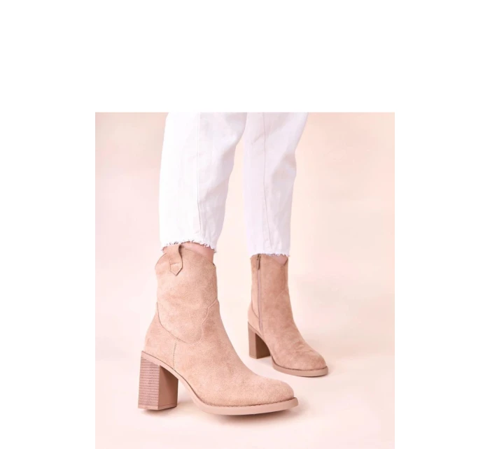 Topánky na podpätku model 221034 Solea Topánky na podpätku model 221034 Solea