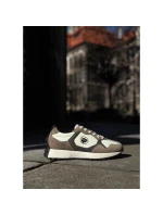 M boty model 20150820 - Iguana