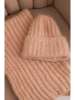 Dámska súprava klobúka a dlhého šálu z mäkkej priadze, béžová Dámska súprava klobúka a dlhého šálu z mäkkej priadze, béžová