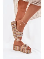 Klapki Damskie Na Koturnie Z Plecionką I Ozdobą Multikolor Isolene Klapki Damskie Na Koturnie Z Plecionką I Ozdobą Multikolor Isolene