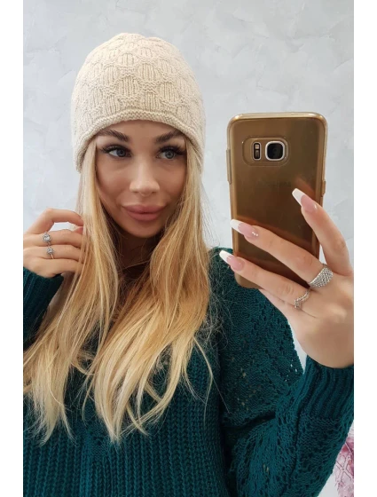 Čepice světle béžová model 18750043 - K-Fashion Čepice světle béžová model 18750043 - K-Fashion