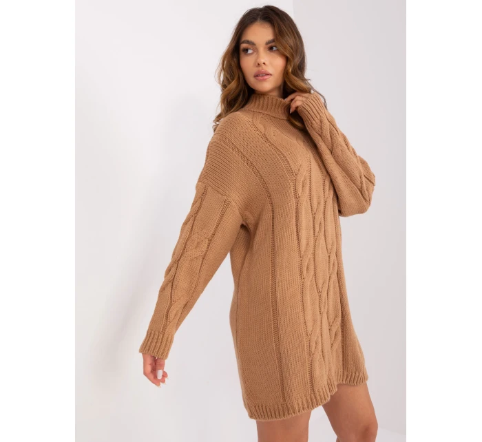 LC SK 1561 šaty.72P ťava