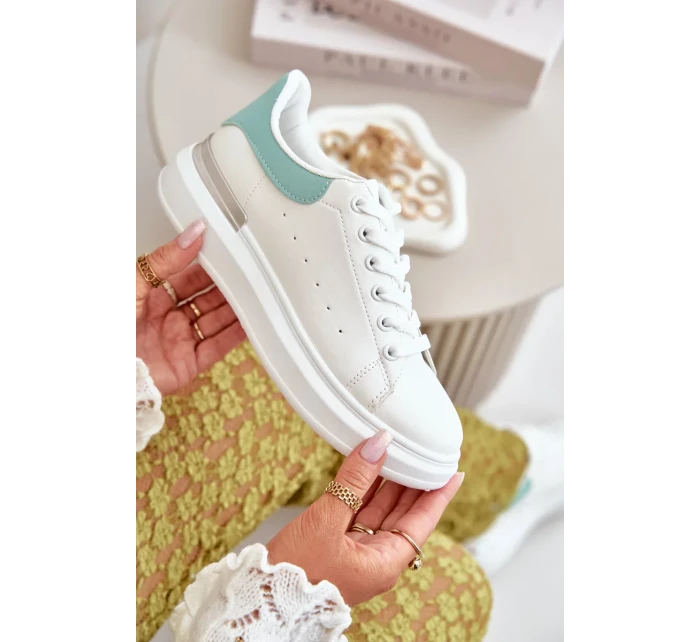 Nízke dámske tenisky z ekokože na platforme bielo-zelené Nevelena Nízke dámske tenisky z ekokože na platforme bielo-zelené Nevelena