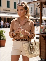 Dámske ležérne šortky s opaskom béžovej farby FashionStreet SY0502