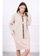 Šaty s kravatou ve světle béžové barvě Šaty s kravatou ve světle béžové barvě