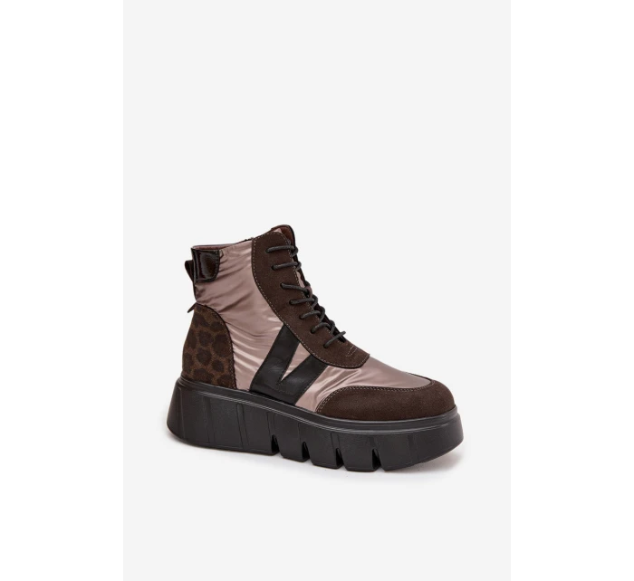 Dámské zateplené kotníkové boty na platformě model 21712578 hnědé - VINCEZA Dámské zateplené kotníkové boty na platformě model 21712578 hnědé - VINCEZA