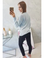 Svetr s výstřihem do V modrý