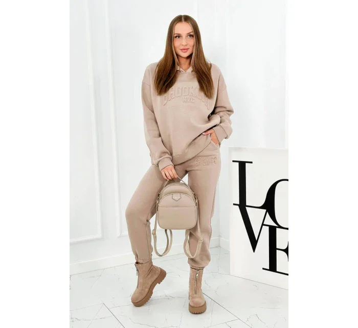 Izolovaná bavlnená súprava, mikina + nohavicami Brooklyn tmavo béžová