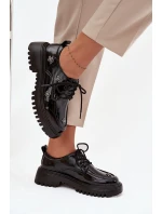 Lakované kožené dámské polobotky s přezkami model 21710370 Černé - Artiker Lakované kožené dámské polobotky s přezkami model 21710370 Černé - Artiker