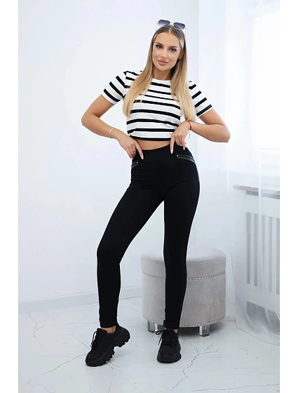Kalhoty s lemováním na model 20590396 černé barvy - K-Fashion