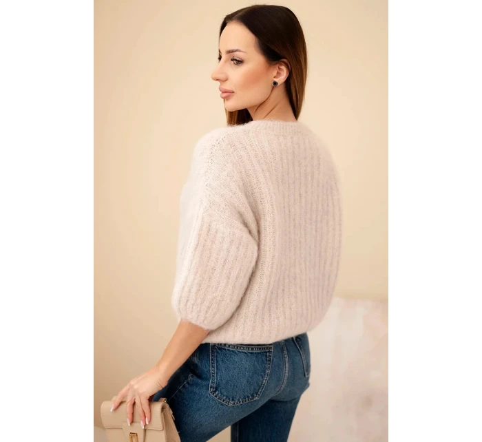 Dámsky mohérový sveter s krátkymi rukávmi béžovej farby