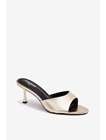 Sandály z umělé kůže na jehlovém podpatku Zlaté model 22103061 - Boto