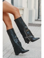 Dámské kozačky na klínku s ozdobným páskem eko kůže černé model 21708879 - Boto