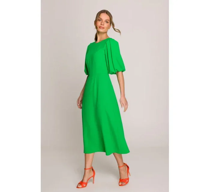model 20966284 Šaty s puff rukávy zelené - STYLOVE