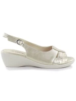 Dámske sandále na platforme zlaté eVento 7028