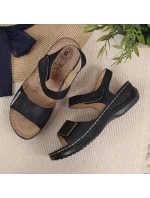 Sandály na podpatku W model 22112771 černé eVento - Inny