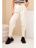 Dámske bavlnené nohavice s vysokým pásom a opaskom béžovej farby