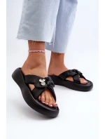 Skórzane Klapki Damskie Na Platformie Czarne GOE NN2N4110