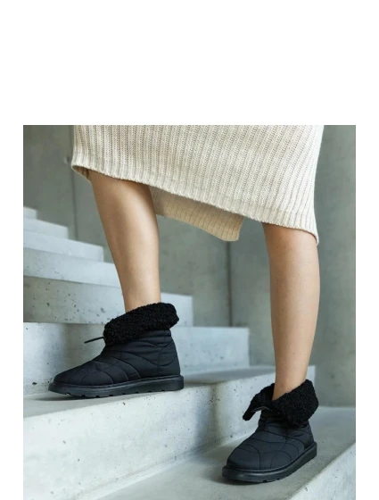 Snehule model 204707 Solea