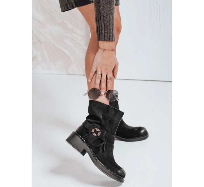 Dámské semišové kozačky černé Dstreet model 21992277 - FashionStreet Dámské semišové kozačky černé Dstreet model 21992277 - FashionStreet