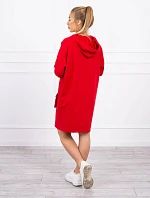 Šaty s kapucňou v červenej farbe