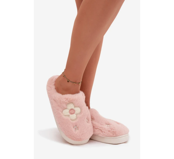 Kožešinové pantofle s květinami Růžové model 21772530 - Boto
