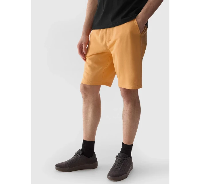 Pánské teplákové šortky 4F - lososové Pánské teplákové šortky 4F - lososové