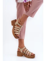 Dámské kožené sandály model 21657348 béžové - Zazoo Dámské kožené sandály model 21657348 béžové - Zazoo