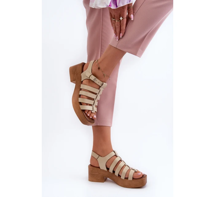 Dámské kožené sandály model 21657348 béžové - Zazoo Dámské kožené sandály model 21657348 béžové - Zazoo