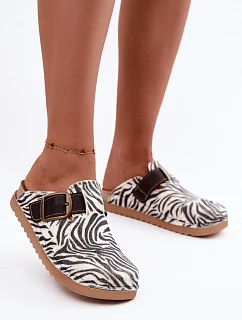 Dámské sandály s přezkou model 22368096 Zebra - Inblu