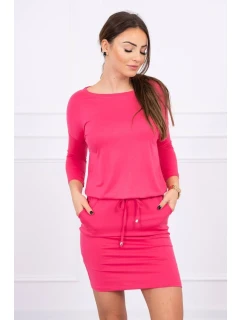 Viskózové šaty viazané v páse fuchsiovej farby