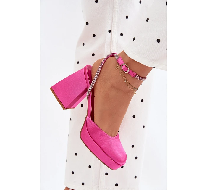 Dámské sandály na vysokém podpatku typu s páskem s krystaly fuchsiová model 22107121 - Boto