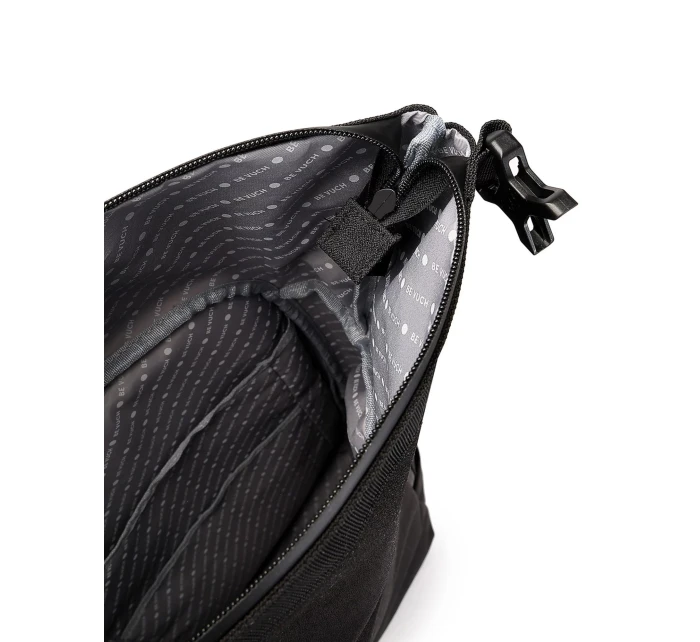 Pánsky batoh Vuch Tayte Small Men Black Pánsky batoh Vuch Tayte Small Men Black