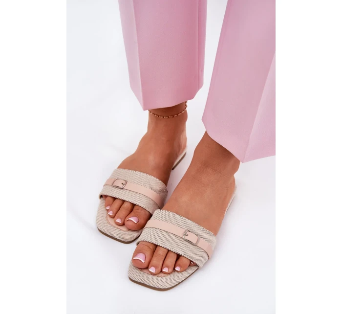 Papuče model 211699 Krok vo veľkom štýle Papuče model 211699 Krok vo veľkom štýle