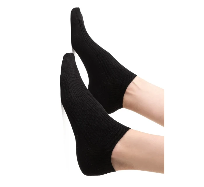 DÁMSKE PRUHOVANÉ PONOŽKY 137 DÁMSKE PRUHOVANÉ PONOŽKY 137