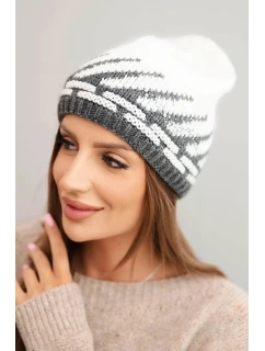 Dámská zimní čepice vlněná s krystaly a vzorem model 21859357 mocca - K-Fashion
