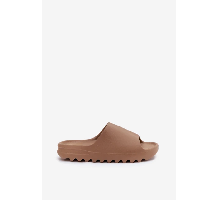 Dámské pantofle na platformě hnědé Olyria Dámské pantofle na platformě hnědé Olyria