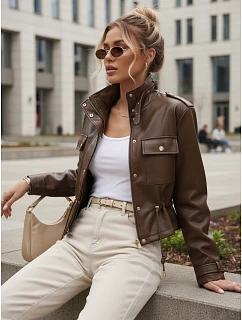 Dámska krátka bunda z ekokože FashionStreet TY5666