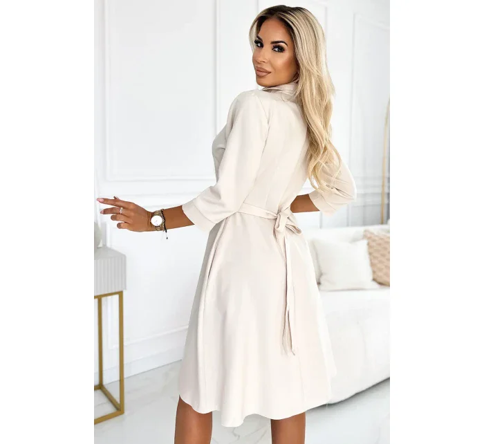 Béžové dámské rozšířené košilové šaty s páskem model 20215337 - numoco Béžové dámské rozšířené košilové šaty s páskem model 20215337 - numoco